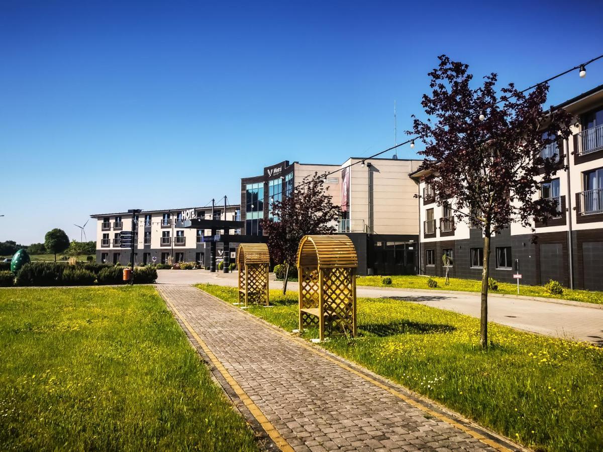 Hotel Mistral Sport Gniewino Exterior foto